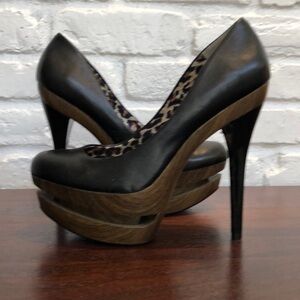 Jessica Simpson Black Leather Platform Heel size 9